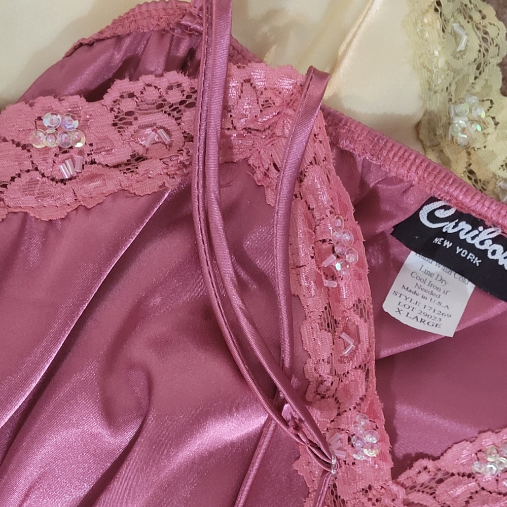 Caribou of New York Camisoles (2) - Picture 9 of 11